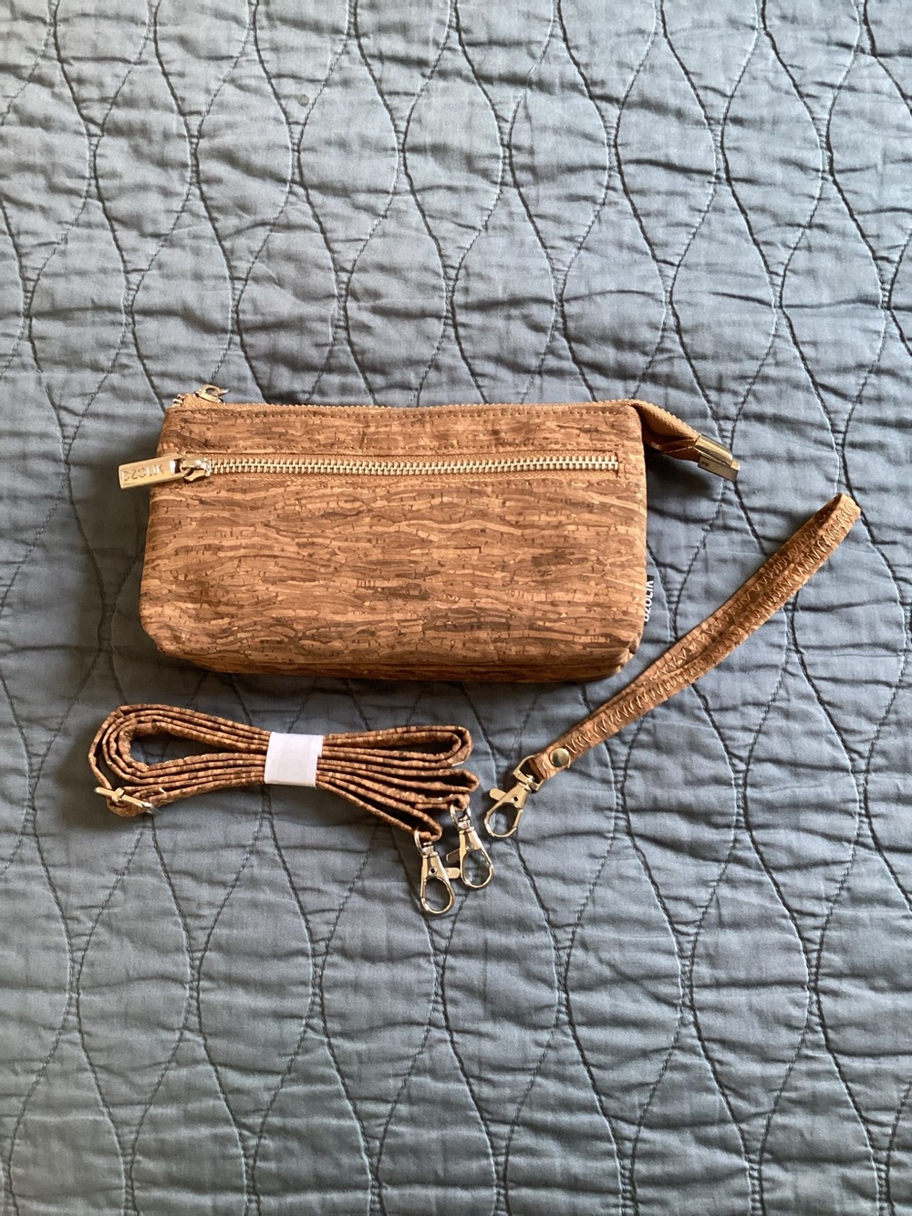 Never used Dzolik cork double pouch